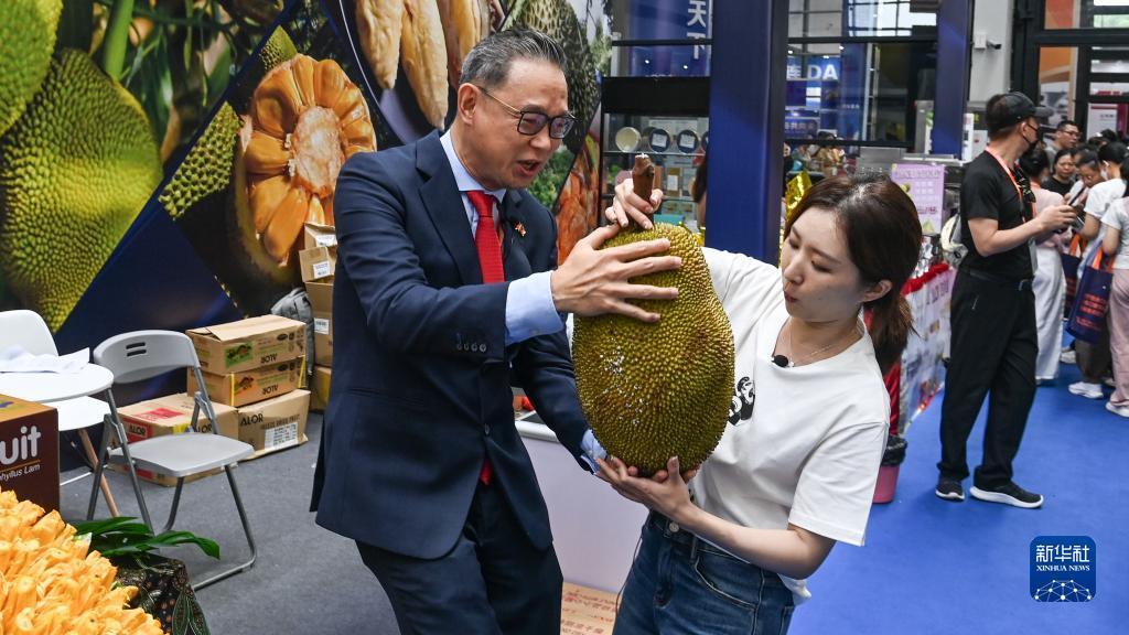 果敢老街华纳国际
